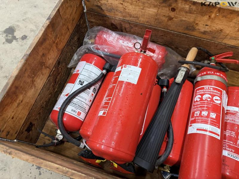 Fire extinguisher 10