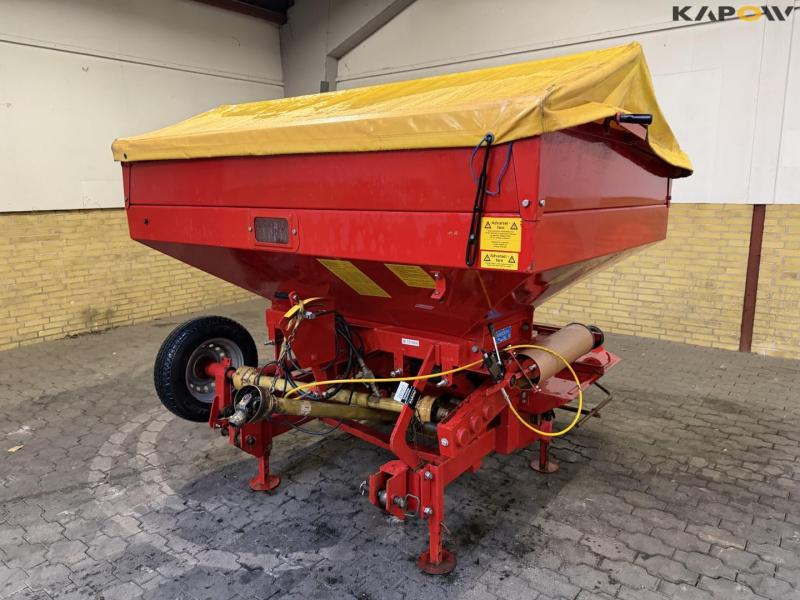 Bredal B2 fertilizer spreader 1