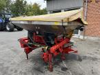 Bredal B2XL fertilizer spreader 1