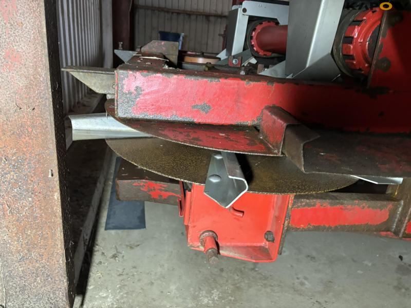 Bredal B6 fertilizer spreader 30