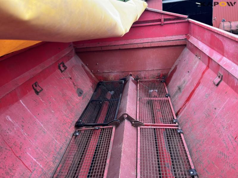Bredal B6 fertilizer spreader 32