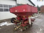 Bredal fertilizer spreader 1