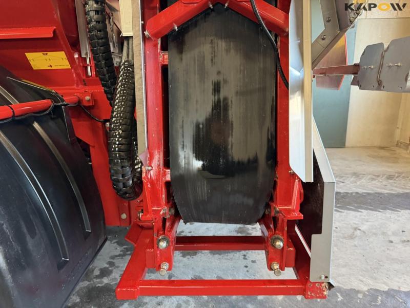 Bredal K165XES lime spreader 31