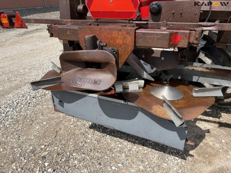 Bredal lime spreader 18