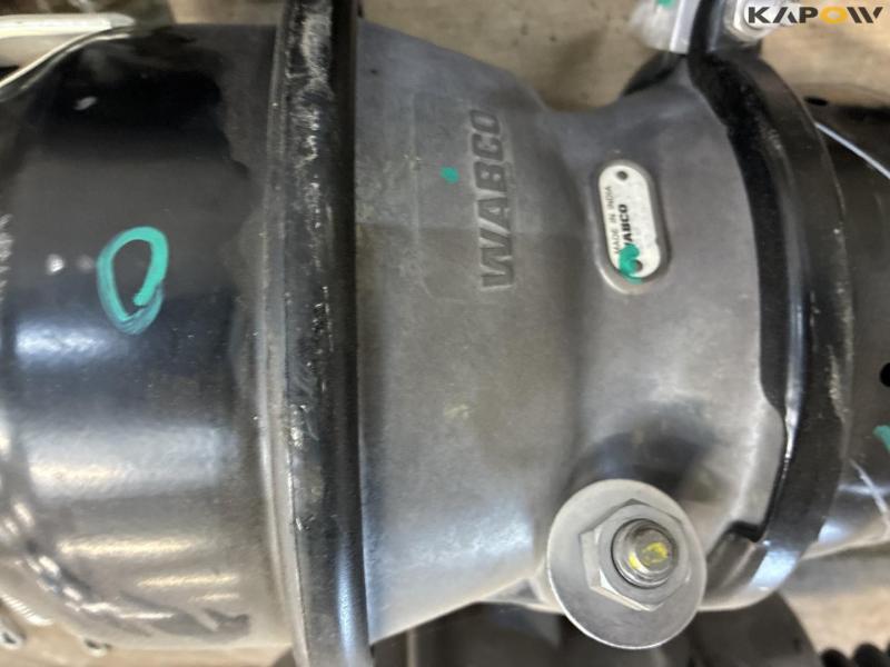 Brake cylinder 11