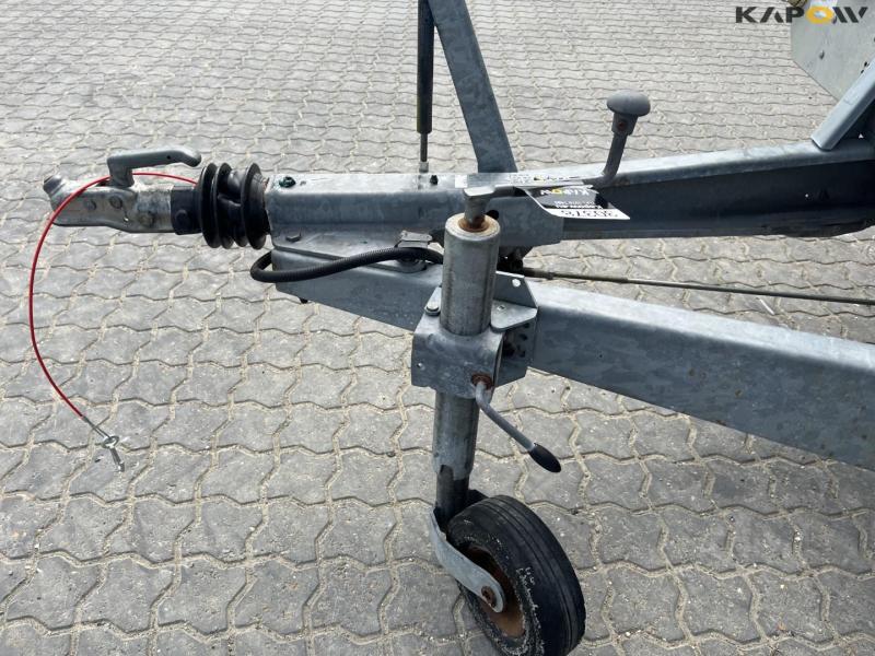 Brenderup trailer with chutes 11