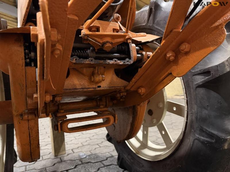 British Anzani 2-wheel tractor 33