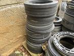 Plastic wells and grates 33