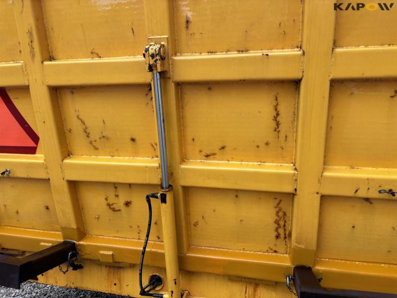 BS wagon block wagon 24