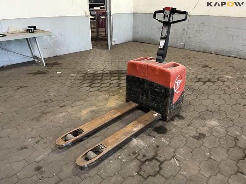 BT electric pallet truck 1