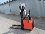 BT LSF 1250 electric stacker 8