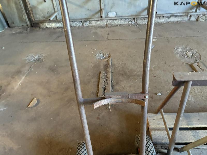 Trestle/sack cart/small roller boards 10