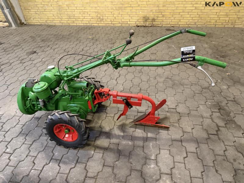 Bungartz tool carrier with plow 8