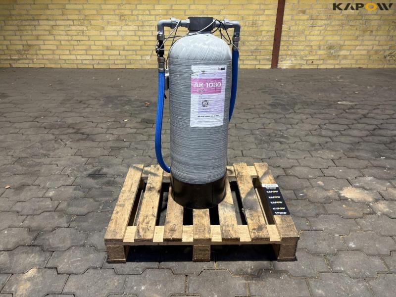 BWT AK1030 descaler 2