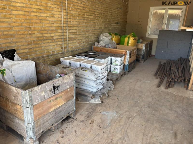 Building and auxiliary materials 1