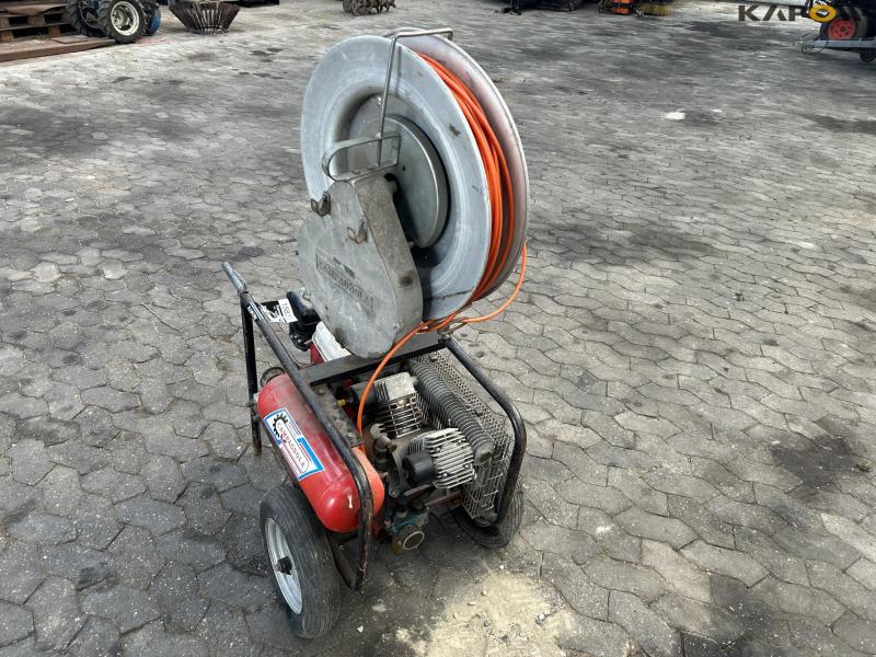 Campagnola Petrol powered compressor 4