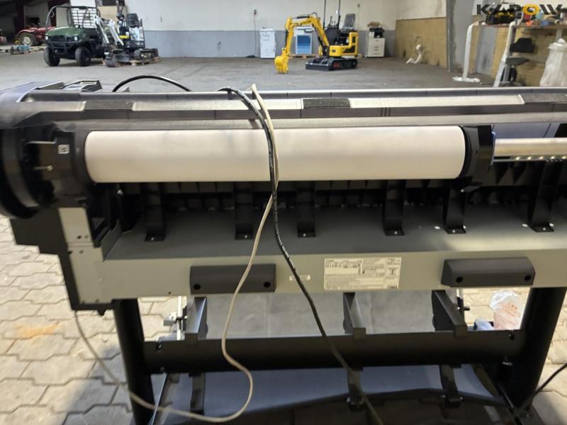 Canon ImagePrograf TM-300 plotter 13