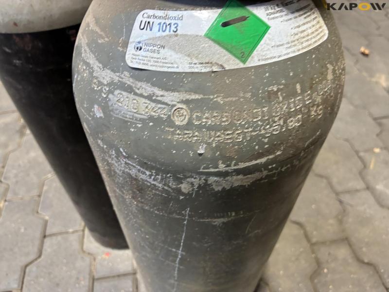 Carbon dioxide 10kg bottles 7