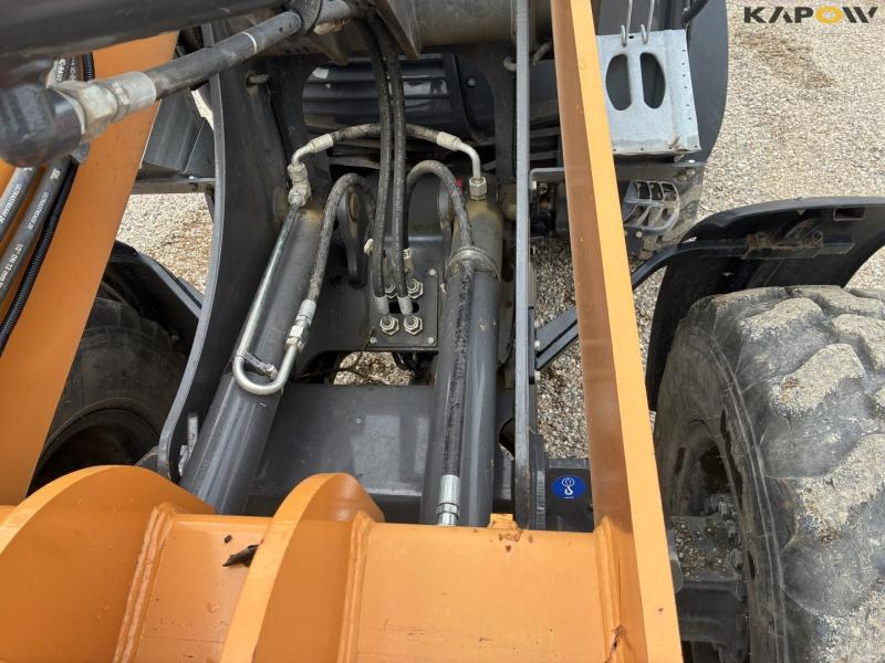 Case 121F wheel loader 17