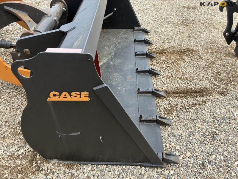 Case 121F wheel loader 23