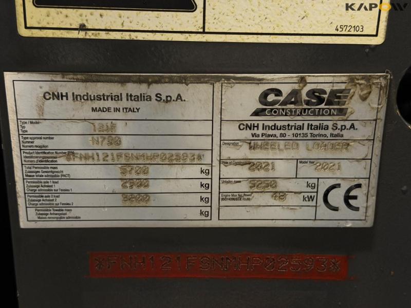 Case 121F loader 37