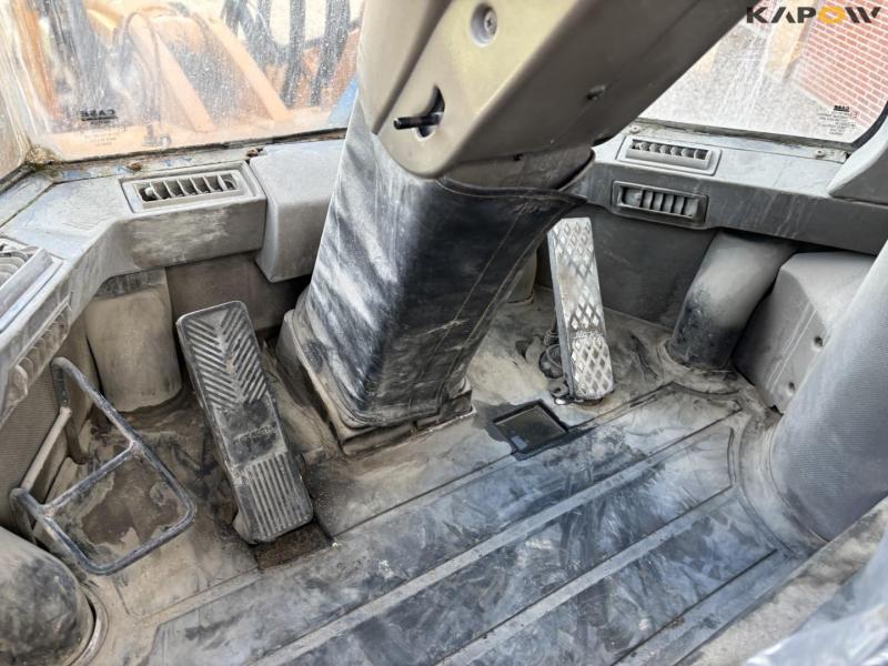 Case 521D wheel loader 31