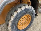 Case 521D wheel loader 46