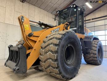 Case 721F loader