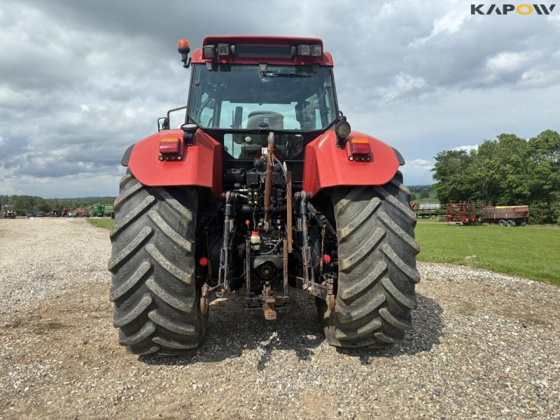 Case CVX 170 tractor with front loader 5