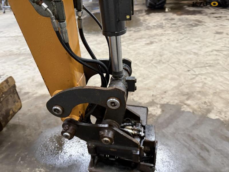Case CX18C mini excavator 14