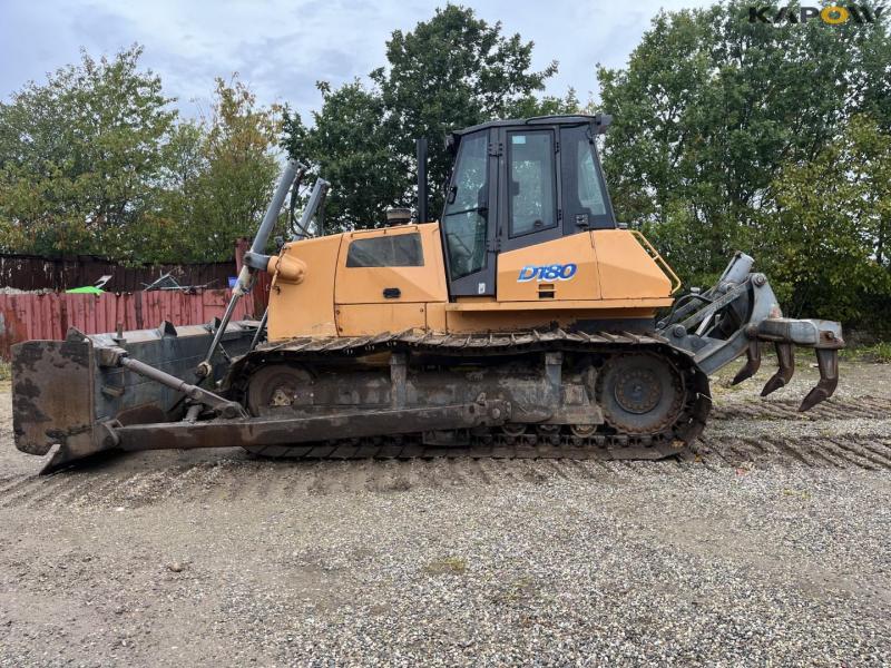 Case/New Holland D180 dozer with 3 tooth ripper 7