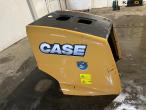 Case wheel loader tailgate 4