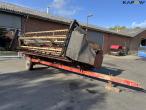 Case IH 825 header with side knife 3