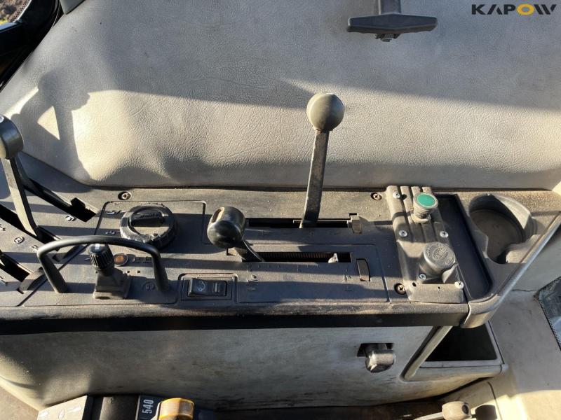 Case IH Maxxum 5150 Plus tractor 34