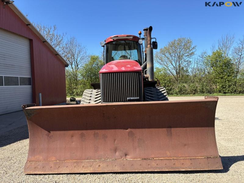 Case IH STX380 Steiger tracked tractor 2