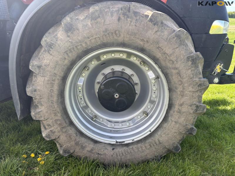 Case Magnum 340 CVX tractor 27