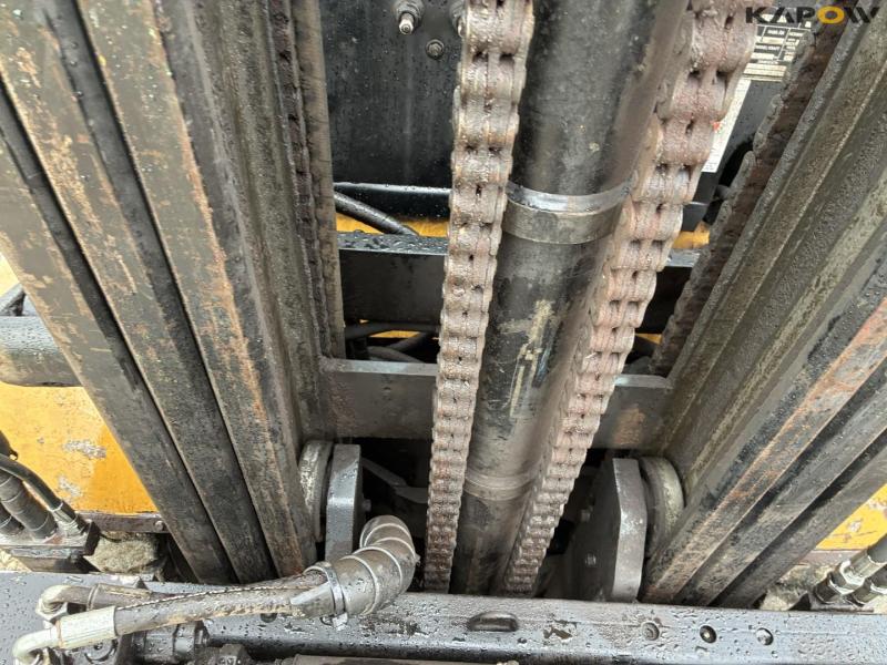 CAT DP30N forklift 14