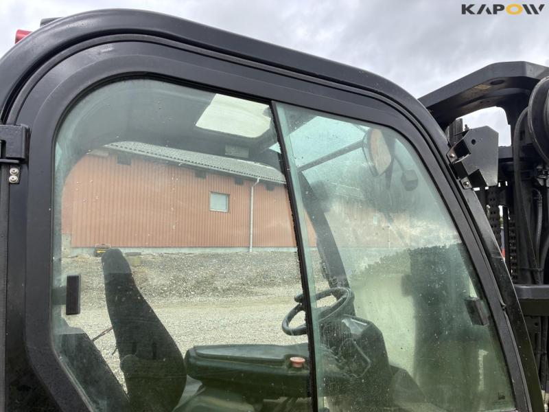 CAT DP30N forklift 19