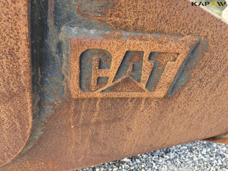 CAT grading bucket with S70 hitch 13