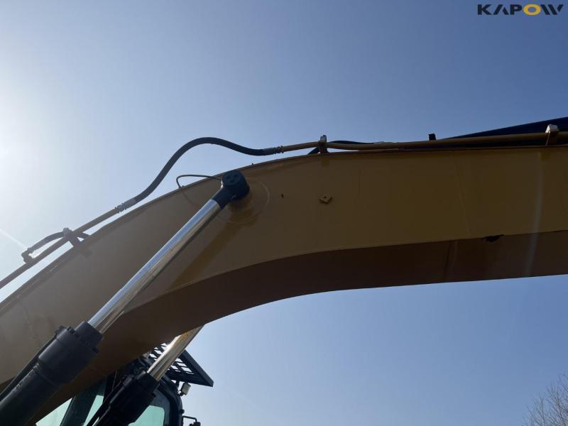 Caterpillar 320D2 excavator 49