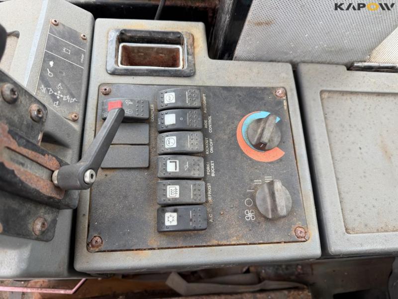 Caterpillar 924G Wheel Loader 35