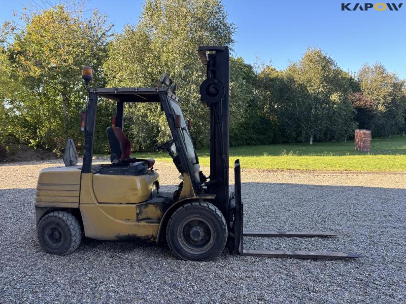 Caterpillar forklift 4