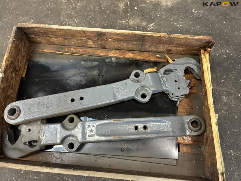 Challenger lift arm CAT 4 9