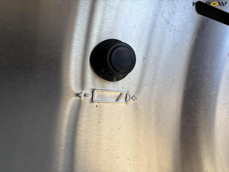 Char-Broil gas grill 11