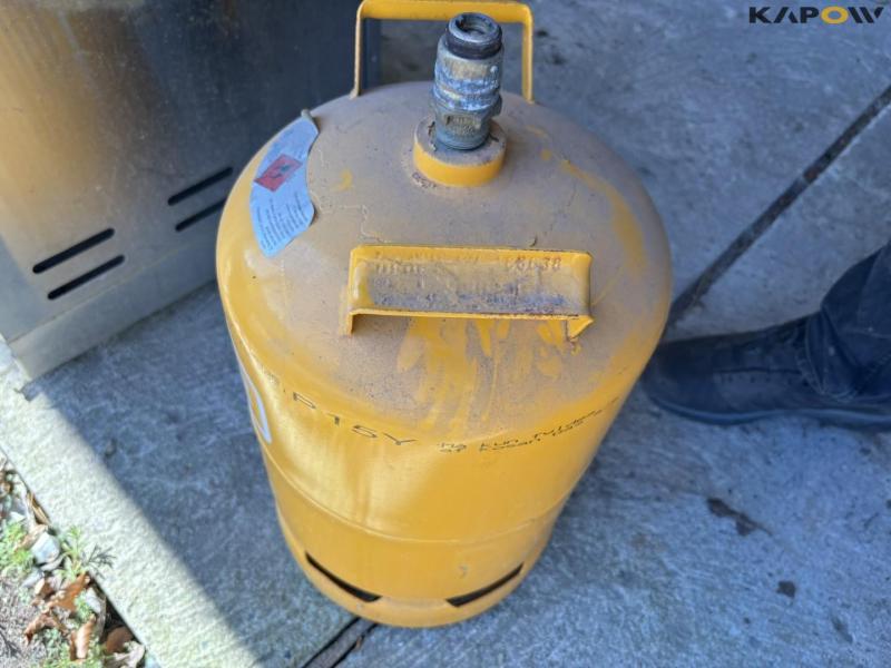 Char-Broil gas grill 31