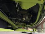 Claas 670 combine with V900 30ft header 23
