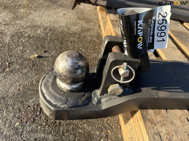 Claas 870 ball hitch 5