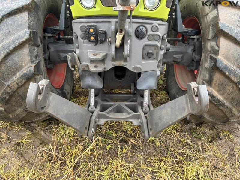 Claas Axion 850 CMATIC 4 WD tractor 10
