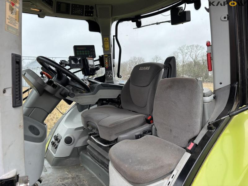 Claas Axion 850 CMATIC 4 WD tractor 54