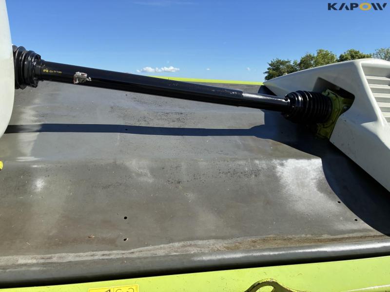 Claas Direct Disc 520 header with trailer 29